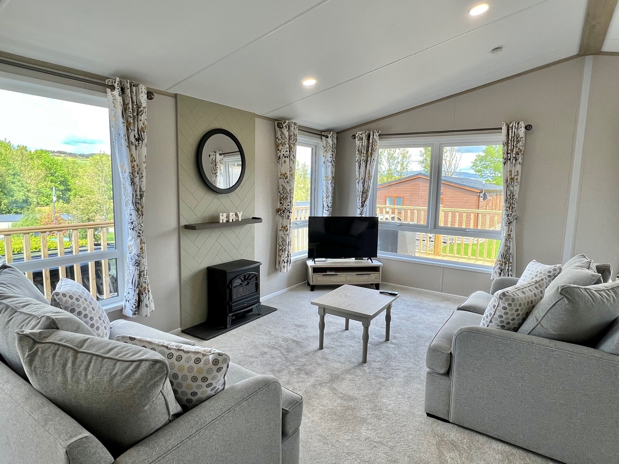 Caravan / Lodge picture