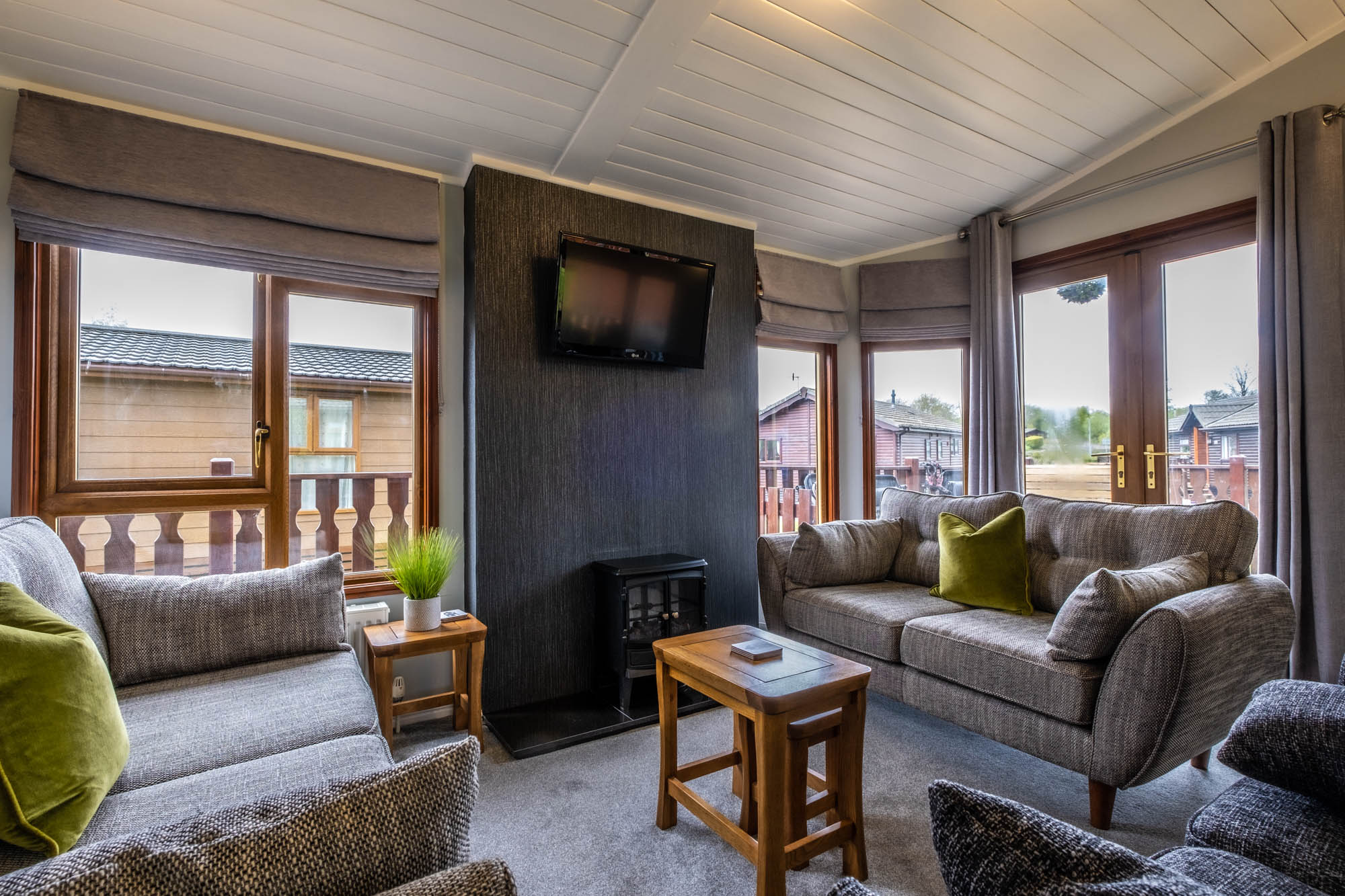 Caravan / Lodge picture