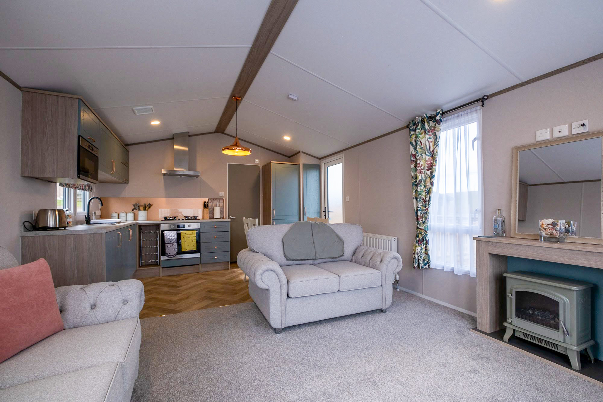 Caravan / Lodge picture