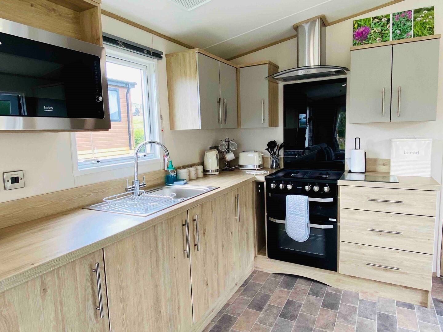 Caravan picture